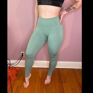 Alphalete original revival leggings